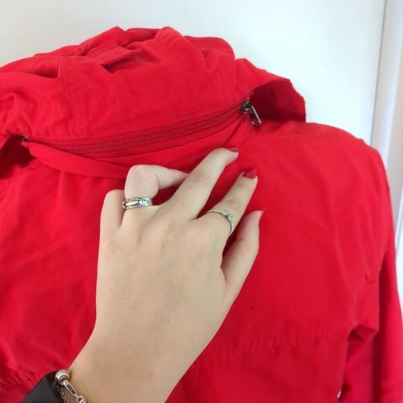 L.L. Bean Red Outdoor Camping Hiking Windbreaker Hooded Jacket Size PM - Picture 7 of 11